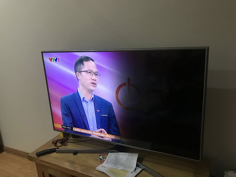 Sửa tivi bị tối màn hình tại Hòn Đất